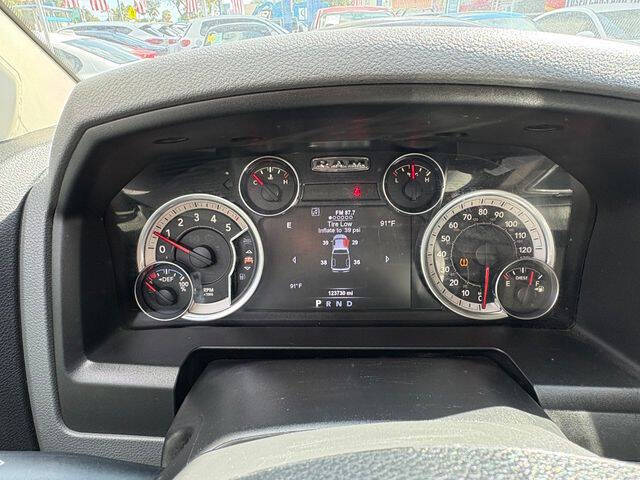 2018 RAM 1500 SLT