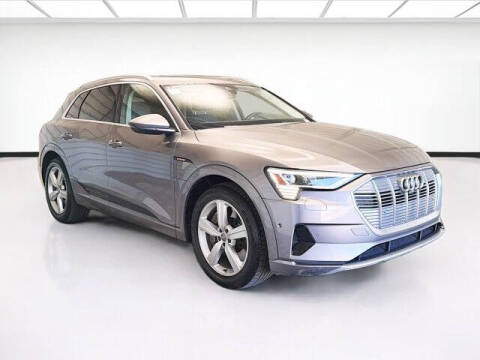 2019 Audi e-tron quattro Premium Plus