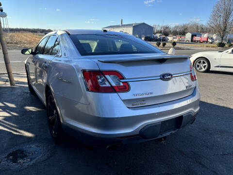 2010 Ford Taurus SHO