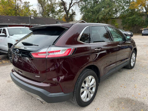 2022 Ford Edge Titanium