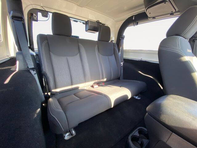2015 Jeep Wrangler Sahara
