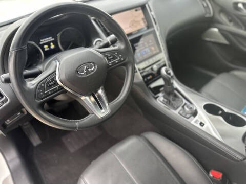 2021 Infiniti Q60 3.0T Luxe