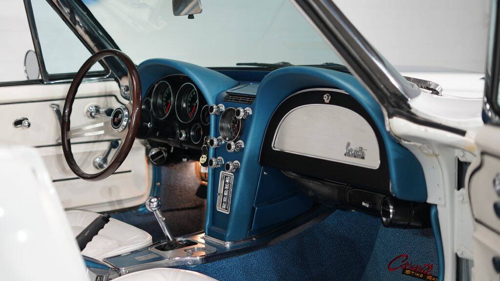 1967 Chevrolet Corvette 18