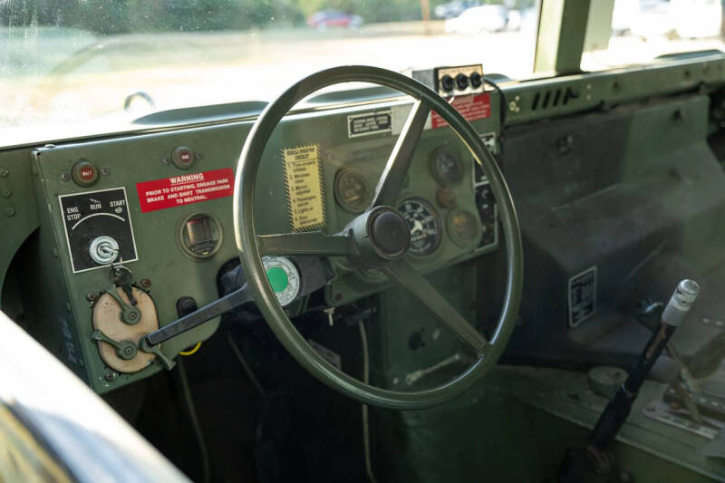 1990 AM General M998
