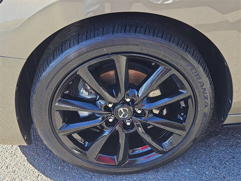 2024 Mazda Mazda3 Hatchback 2.5 Carbon Turbo