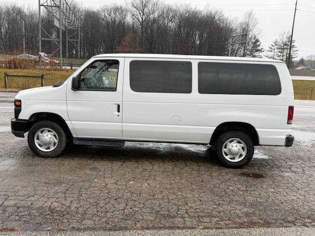 2013 Ford E-Series E-350 SD XL