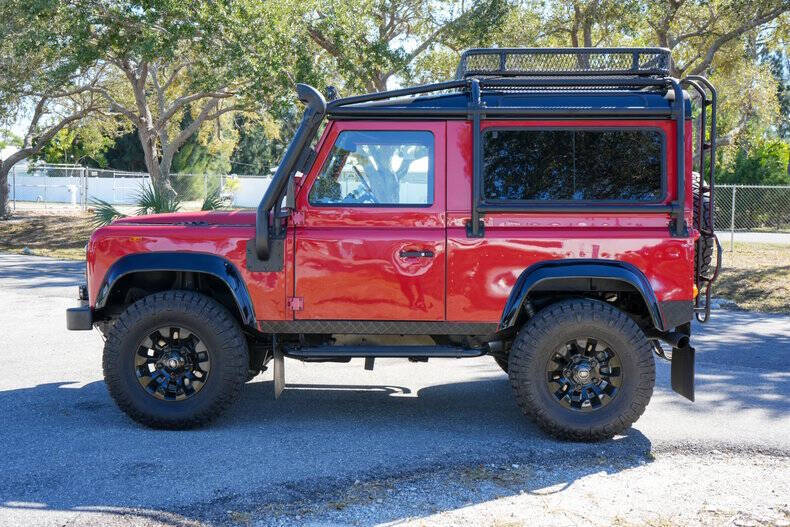 1991 Land Rover Defender