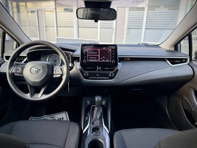 2020 Toyota Corolla LE