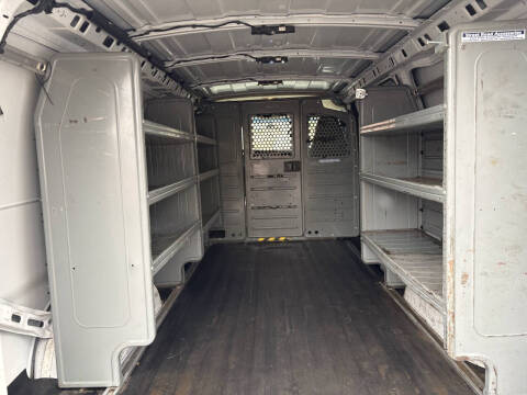 2016 GMC Savana 2500