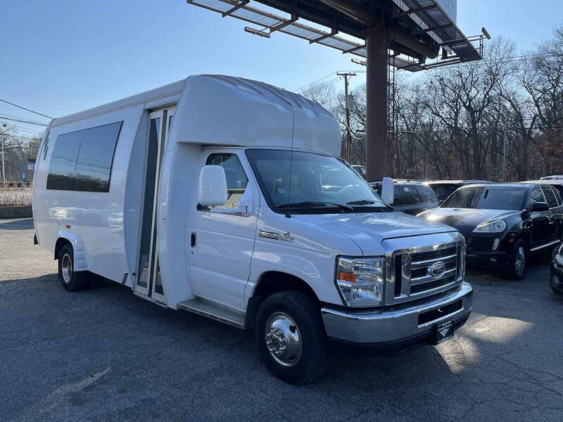 2016 Ford E-Series E-450 SD