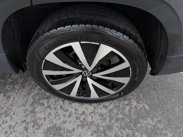 2023 Volkswagen Taos SE