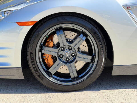 2015 Nissan GT-R Black Edition