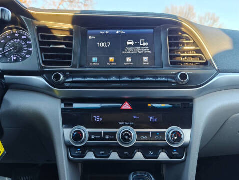 2020 Hyundai Elantra