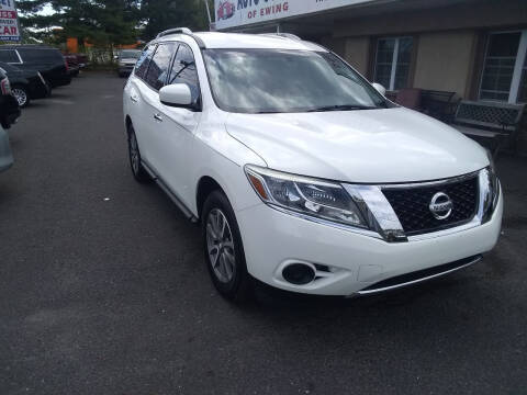 2013 Nissan Pathfinder for sale at Auto Outlet of Ewing in Ewing NJ