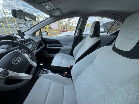 2013 Toyota Prius c One