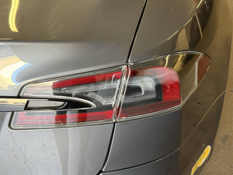 2021 Tesla Model S Long Range