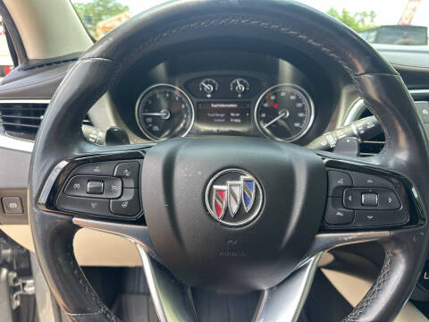 2023 Buick Enclave Essence