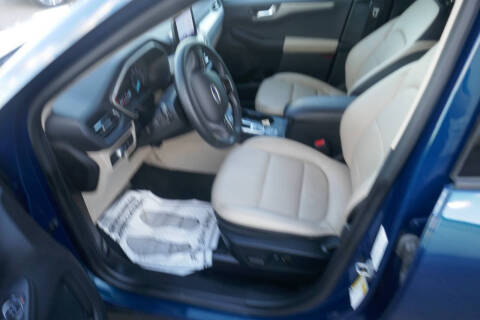 2020 Ford Escape SEL