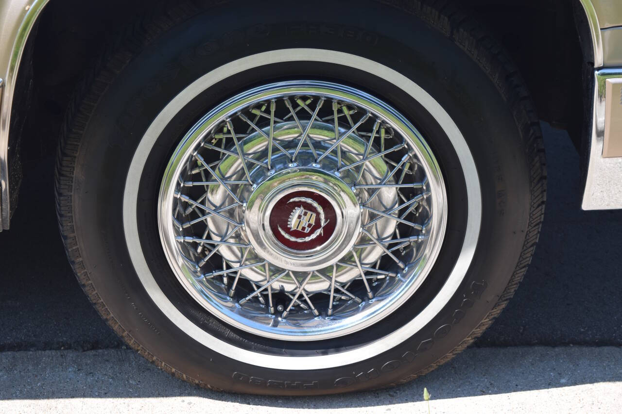 1991 Cadillac Brougham 93