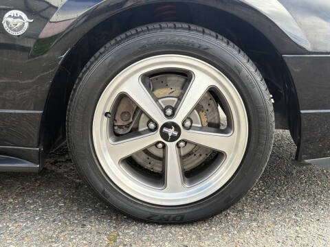 2004 Ford Mustang Mach 1 Premium