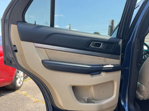 2016 Ford Explorer