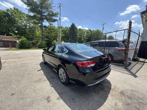 2015 Chrysler 200 Limited