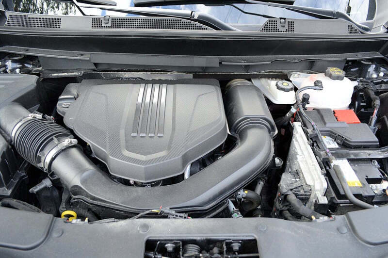 2024 GMC Acadia Denali