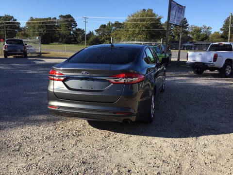 2017 Ford Fusion SE