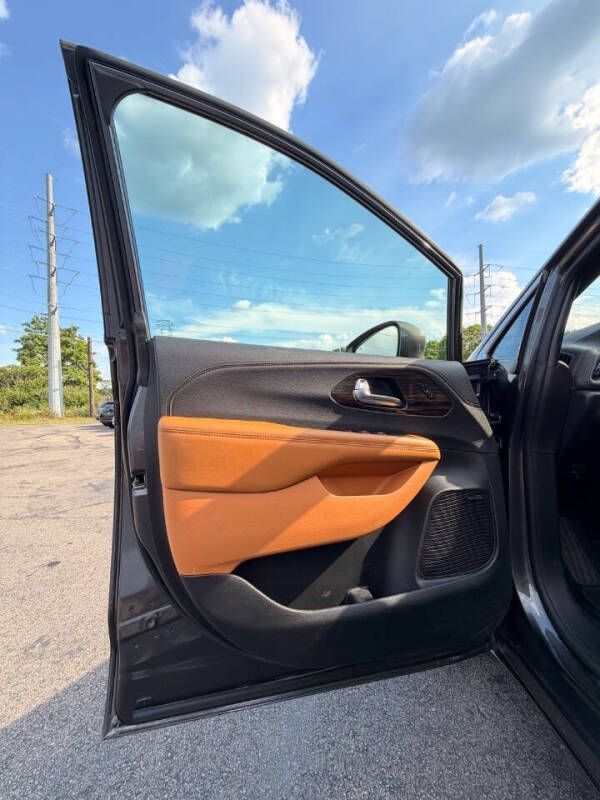 2022 Chrysler Pacifica Pinnacle