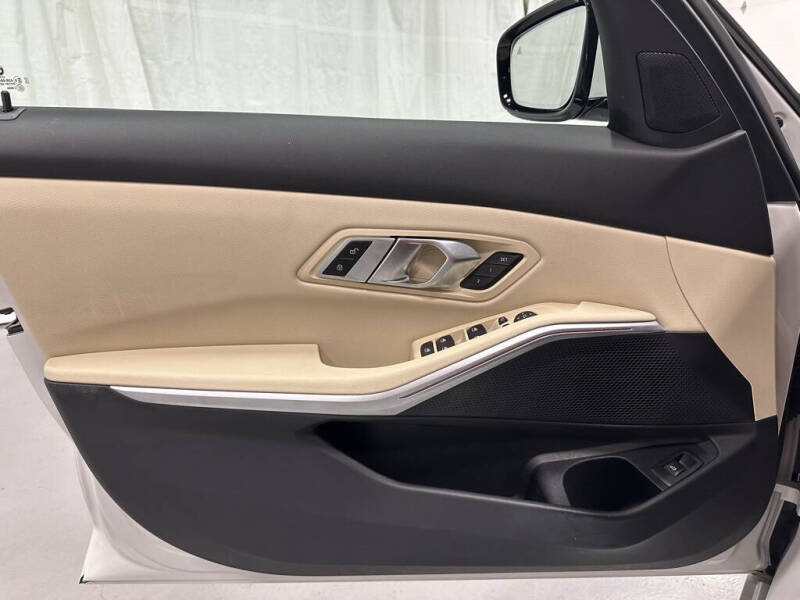 2023 BMW 3 Series 330i xDrive