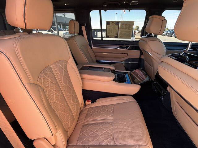 2024 Jeep Grand Wagoneer Series III