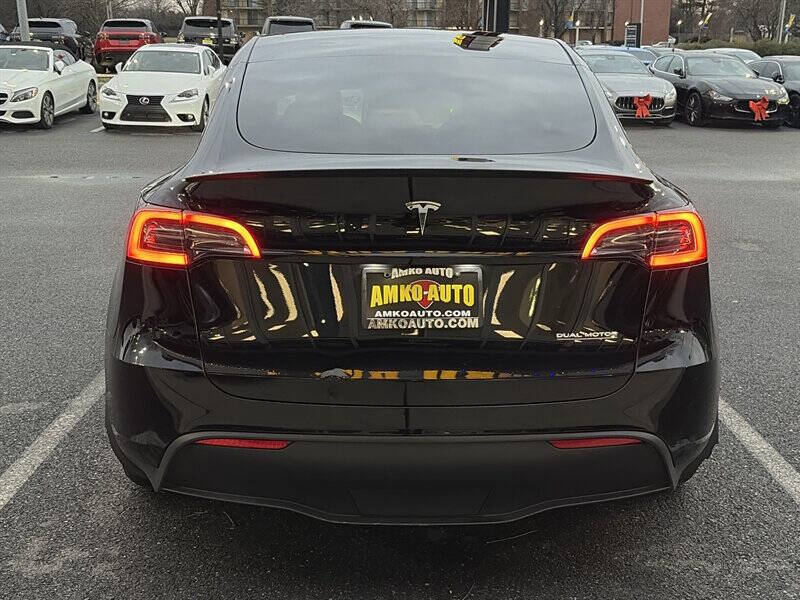 2023 Tesla Model Y Performance