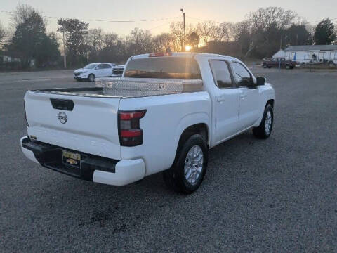 2022 Nissan Frontier SV