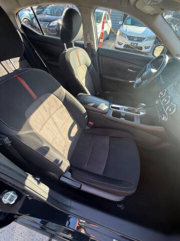 2020 Nissan Sentra SR