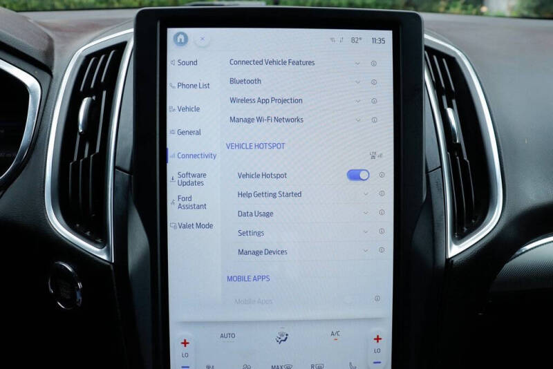 2021 Ford Edge Titanium