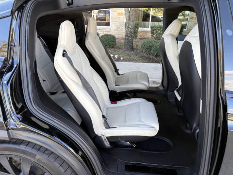 2023 Tesla Model X Plaid