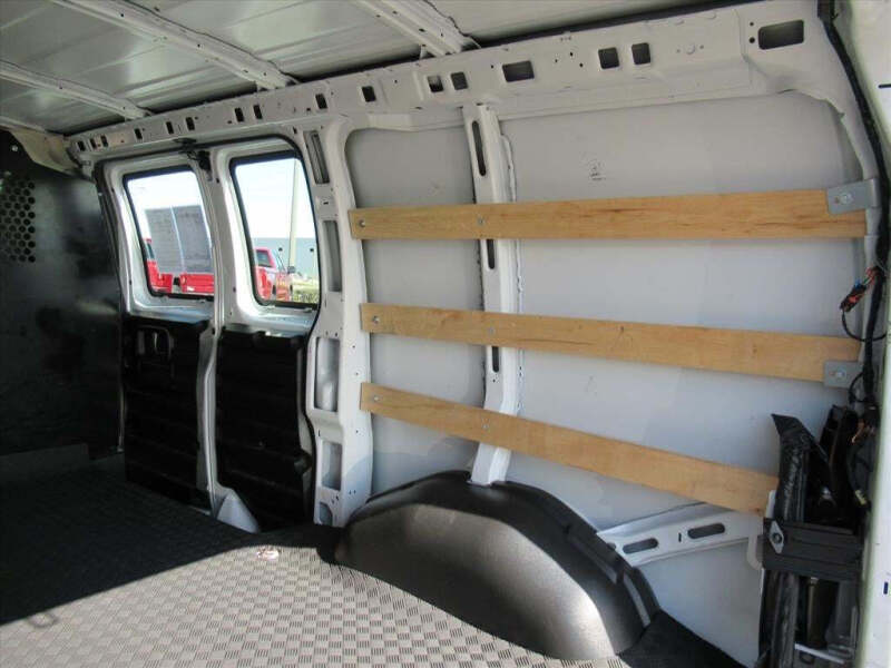 2024 Chevrolet Express 2500