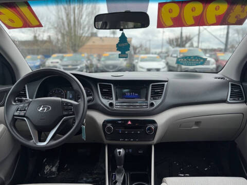 2016 Hyundai Tucson SE
