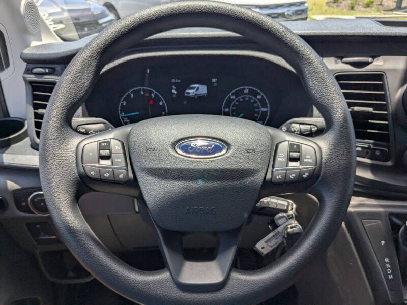 2025 Ford Transit 250
