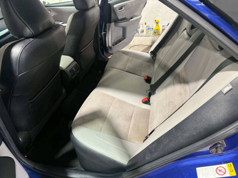 2015 Toyota Camry LE