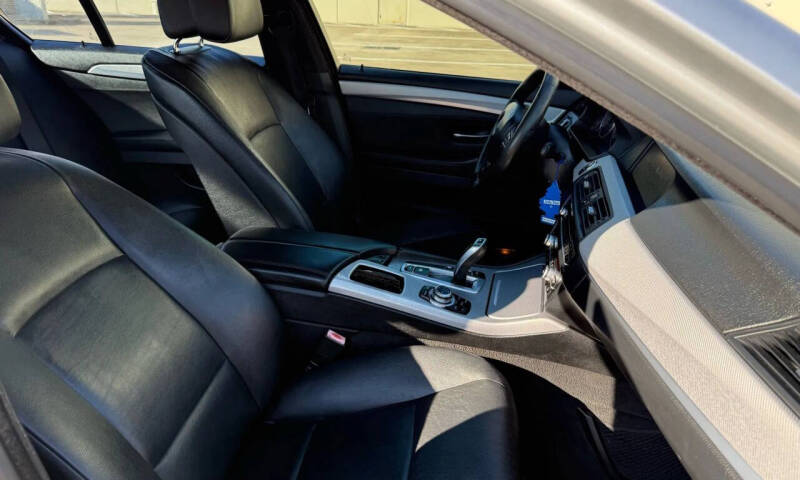 2013 BMW 5 Series 528i