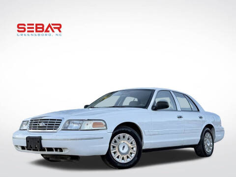 2004 Ford Crown Victoria