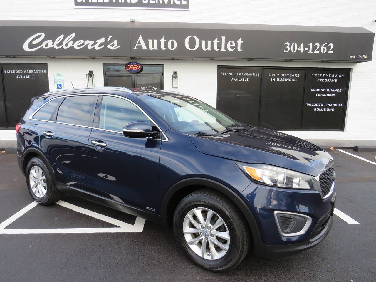 2016 Kia Sorento for sale at Colbert's Auto Outlet in Hickory, NC