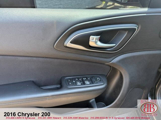 2016 Chrysler 200