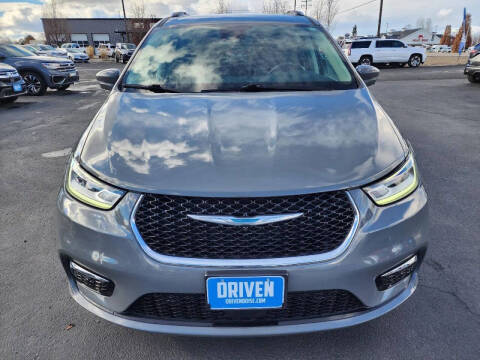 2021 Chrysler Pacifica Hybrid Touring L