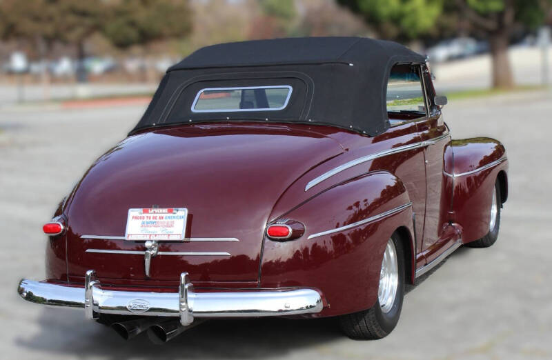 1946 Ford Super Deluxe