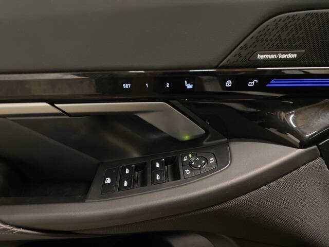 2025 BMW 5 Series 530i xDrive