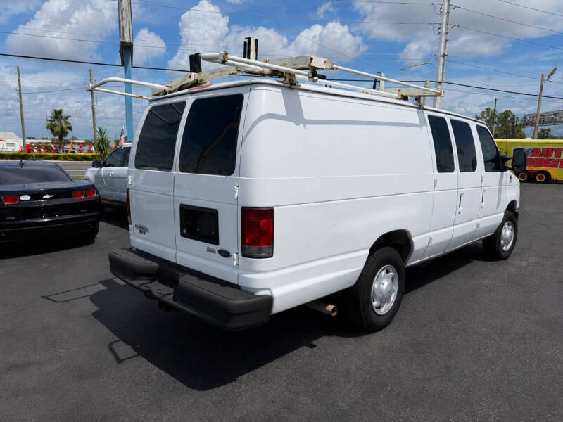 2009 Ford E-Series E-350 SD