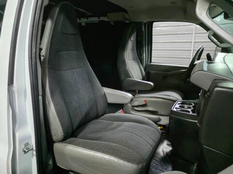 2020 GMC Savana 2500