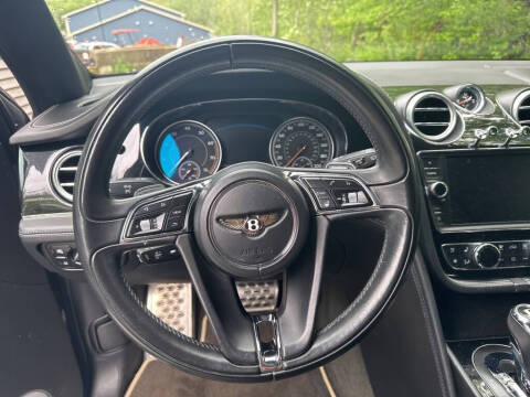 2018 Bentley Bentayga W12 Signature Edition